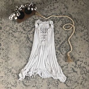 POL white flowy tank size small